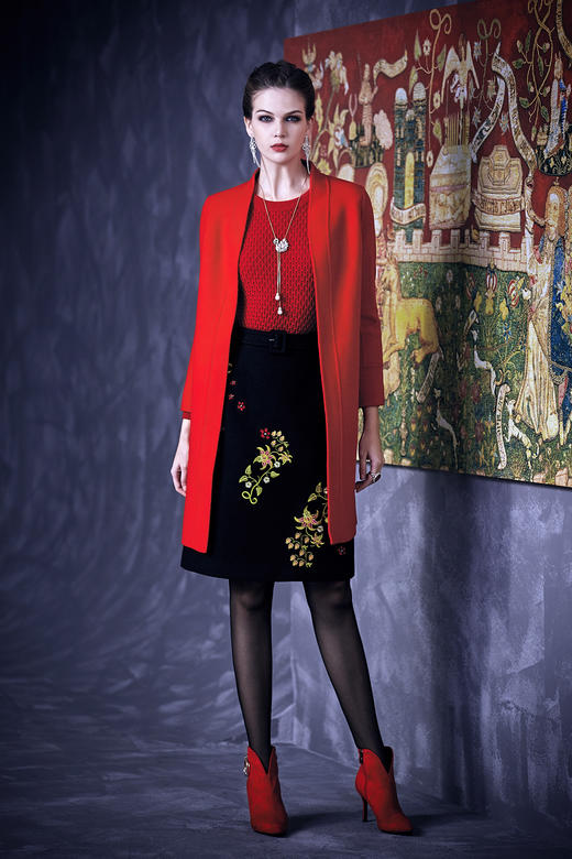 【伯妮斯茵】套装 6B6123--半裙--帷幔的圣事--《因汉而生--哥特》 商品图4