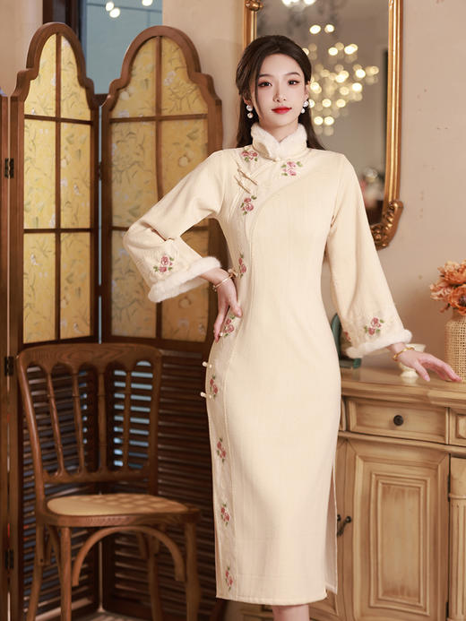 秋冬新品，爆款加绒加厚日常修身旗袍连衣裙TX8243 商品图0