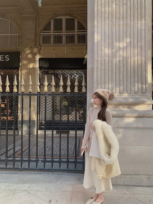 金蘑菇菇 La Marine我爱一体机系列/ 羊绒内搭高领毛衣+羊毛伞裙 商品图2