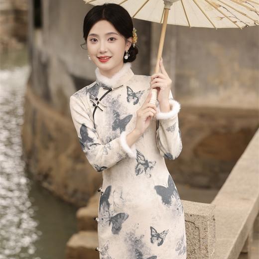 冬款加毛加厚圆襟长款改良旗袍，水墨蝴蝶图案气质修身旗袍SJT399 商品图0