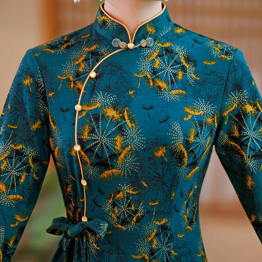 SYG-667秋冬长款遮肚子连衣裙新款气质减龄女神范高端印花打底裙子 商品图3