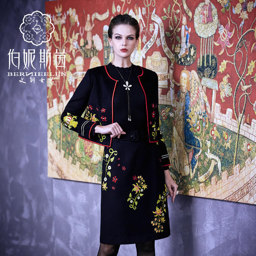 【伯妮斯茵】套装 6B6123--半裙--帷幔的圣事--《因汉而生--哥特》 商品图1