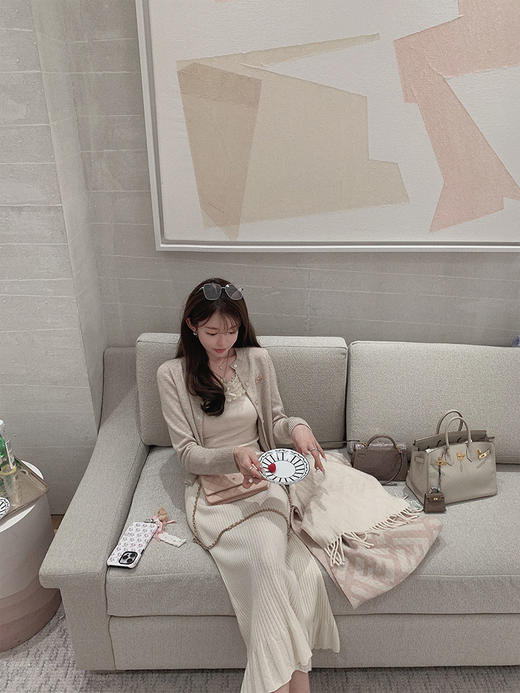 金蘑菇菇 Montorgueil奶香开衫套组/ 100羊毛 娇俏精致系内搭 商品图5