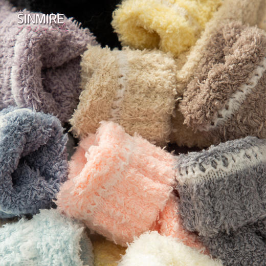 温度与风度并存！【防滑款】SINMIRE暖绒男女通用蓄热加厚绒珊瑚绒保暖袜 商品图5