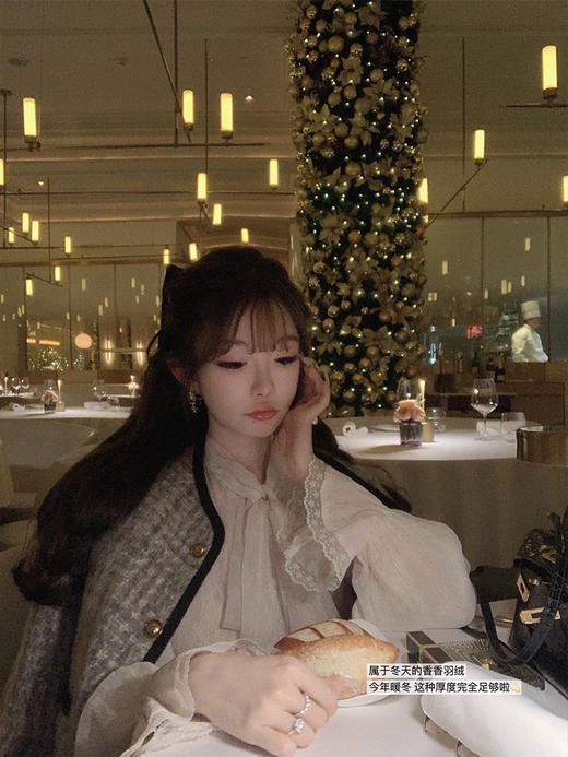 特价 M码 金蘑菇菇 月亮与玫瑰 香香羽绒系列/ 矜贵少女外套 商品图8