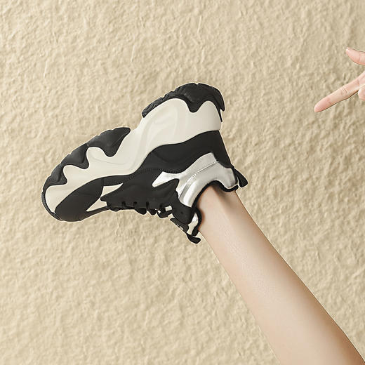 品质好货 | Safiya/索菲娅2023秋冬新款高帮休闲运动增高加绒老爹鞋 SF34112703 商品图4