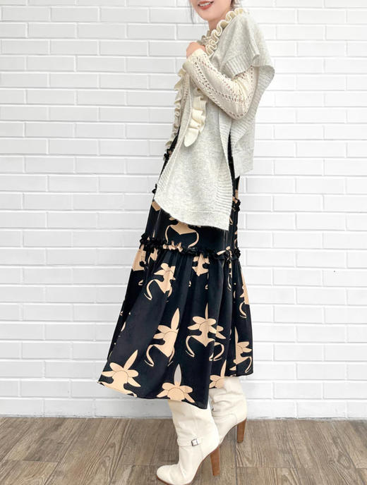 TYNVIE 撞色腰线斜开衩半裙- 黑印花 商品图5