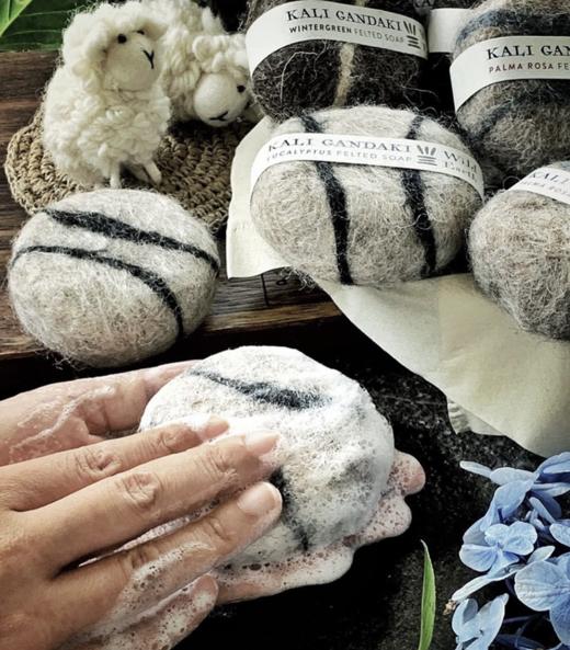 LíNG翎精选|台湾菩萨寺尼泊尔wild Earth手工羊毛毡精油手工皂 商品图0