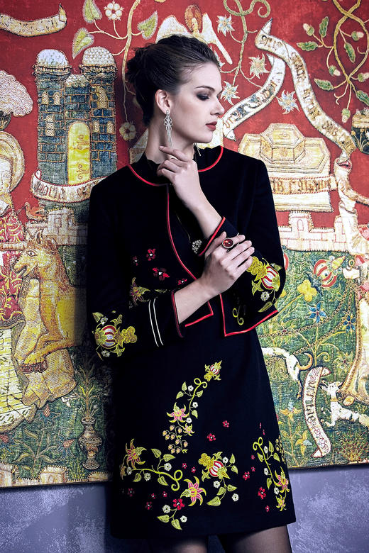 【伯妮斯茵】6A6151--羊毛外套--帷幔的圣事--《因汉而生--哥特》 商品图6