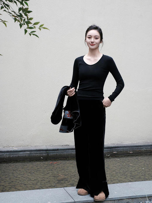 盛唐牡丹| 白中白针织羊绒打底衫 U型领[特价品] 商品图4