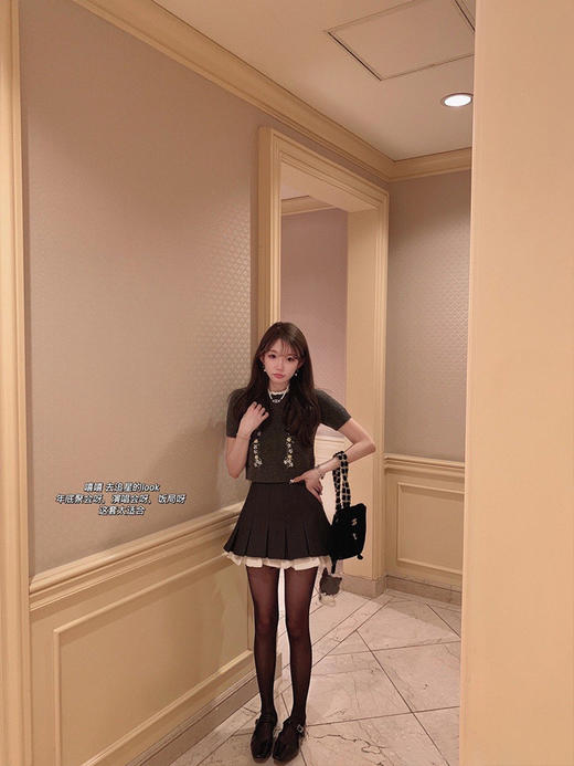 金蘑菇菇 XS码 手工毛衣/宽松落肩袖童趣圣诞毛衣 商品图1