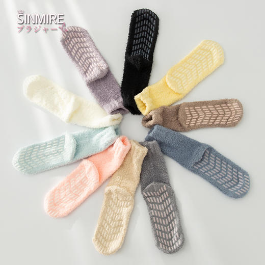 温度与风度并存！【防滑款】SINMIRE暖绒男女通用蓄热加厚绒珊瑚绒保暖袜 商品图4