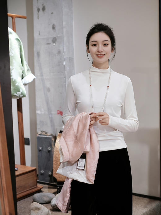 盛唐牡丹 |艾蒂芮拉| Tencel莫代尔新疆长绒棉高领打底衫 商品图5