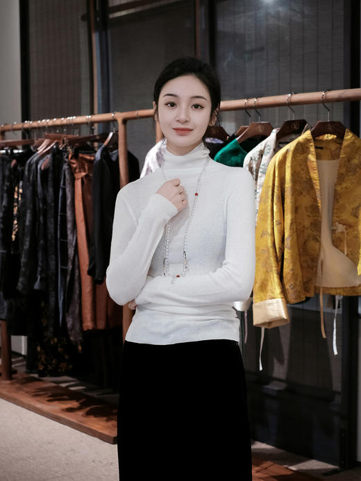 盛唐牡丹| 针织羊绒打底衫 高领 [特价品] 商品图2