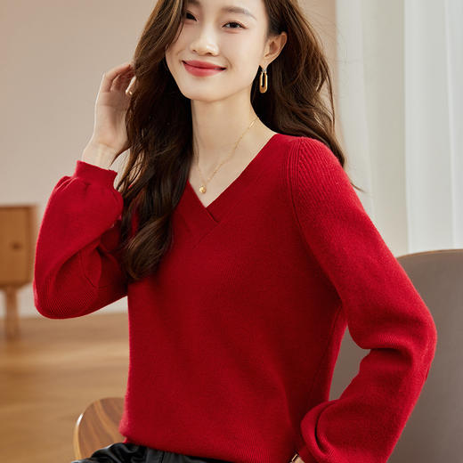秋冬新款内搭，龙年本命年衣服女长袖V领灯笼袖收腰毛衣外套CC-JDS-8657 商品图3
