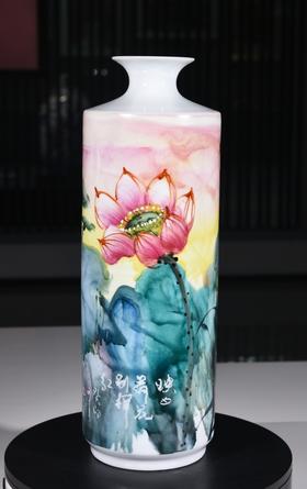 印象彩荷韵赏瓶