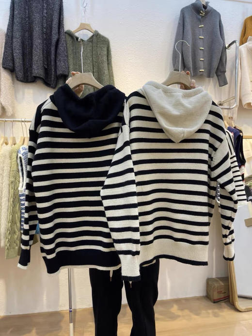 条纹控连帽毛衣 商品图3