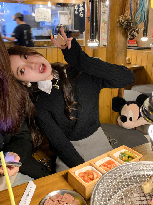 <曾小咸推荐>  3色圆领针织衫 商品图1