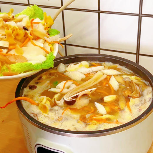 【云南鲜菌火锅宴】打边炉 菌火锅 炖汤鲜蘑菇野生菌牛肝菌 商品图3