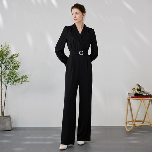 EITIE爱特爱时尚高级感假两件高腰显瘦通勤V领黑色连体裤春新款A2407339 商品图3