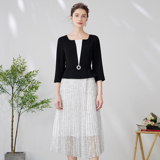 EITIE爱特爱春季新款气质时尚收腰拼接连衣裙A2407331 商品图2