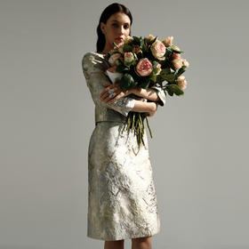 卡莉朵拉上衣C27A7127