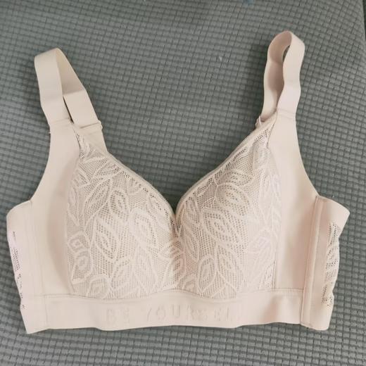 都市丽人Vbra内衣女BCD杯适穿薄款蕾丝文胸四排扣无钢圈LB36X1 商品图0