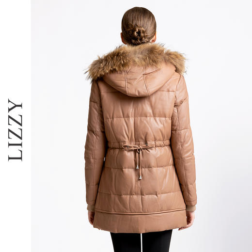 LIZZY优雅绵羊皮带饰貉子毛条帽长袖充白鸭绒A摆皮羽绒大衣外套女4662 商品图3