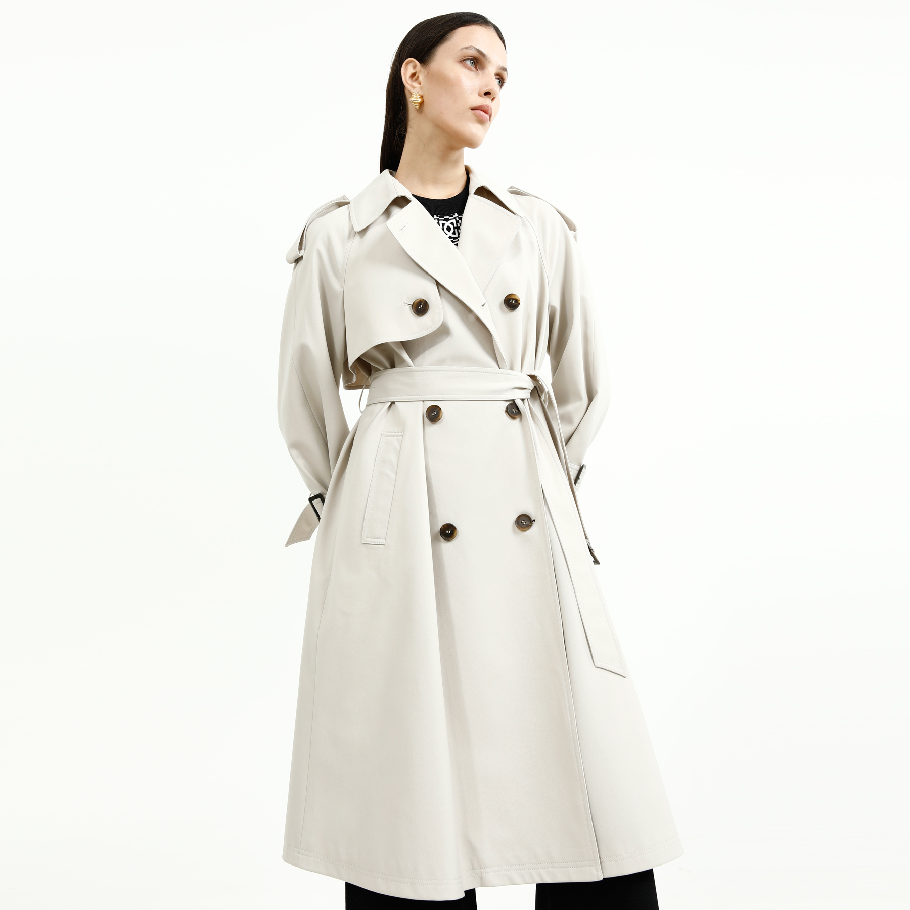 卡莉朵拉风衣C27A7600