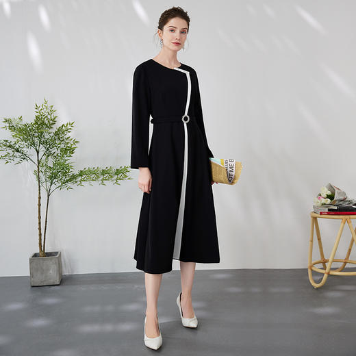 EITIE爱特爱春季新款时尚显瘦气质撞色通勤连衣裙A2407327 商品图3