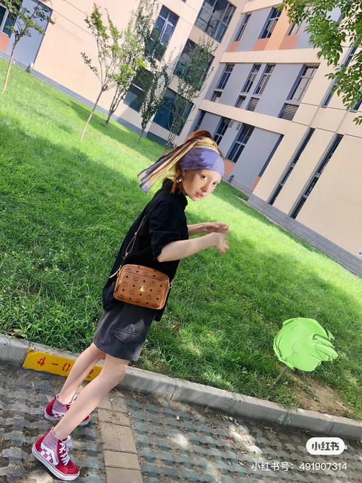 Mcm小号相机包 商品图1