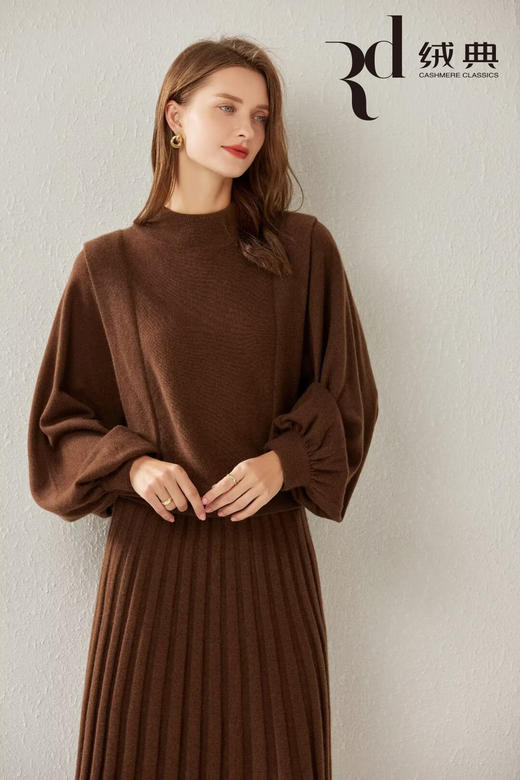 绒典时尚廓形女套衫 商品图0