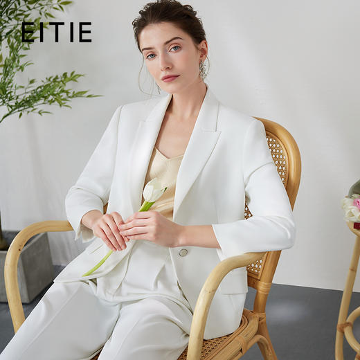 EITIE爱特爱气质白色经典利落干练通勤一粒扣西装外套24春季新款A2403305 商品图0
