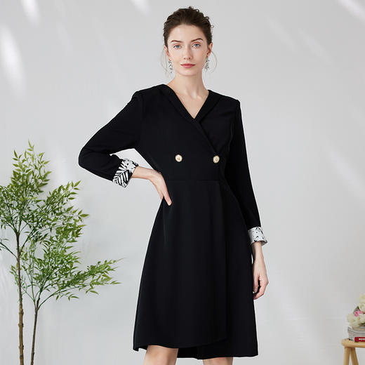 EITIE爱特爱春季新款气质时尚通勤高腰拼接连衣裙A2407333 商品图3