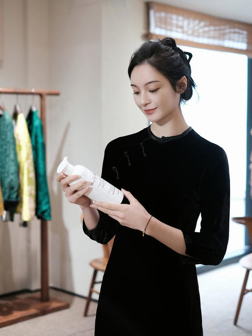 ShengTangPeony 氨基酸丝绸羊绒臻护洗衣液 商品图2