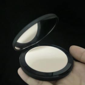 NARS新品磨皮小飞饼