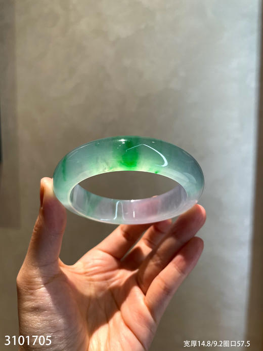 春带彩平安镯【3101705】圈口57.5～具体价格微信咨询 商品图1