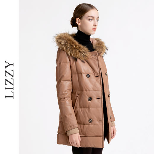 LIZZY优雅绵羊皮带饰貉子毛条帽长袖充白鸭绒A摆皮羽绒大衣外套女4662 商品图2