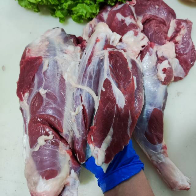 清真精修牛前腱，酱，卤，炖，精修到您没有浪费，赠送调料包。3斤/份