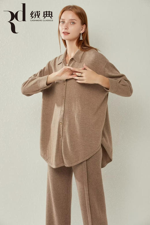 绒典小翻领女开衫 商品图2