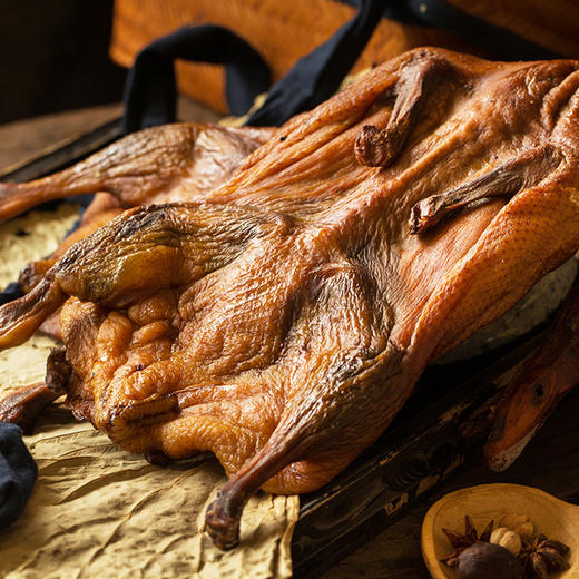 【年味】四川 樟茶鸭/烟熏腊排骨/烟熏五花腊肉特色年货 2023nhj cdyr 非质量问题不支持退货 商品图1