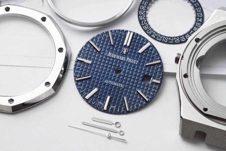 爱彼顶级复刻皇家橡树15400 厚度一致