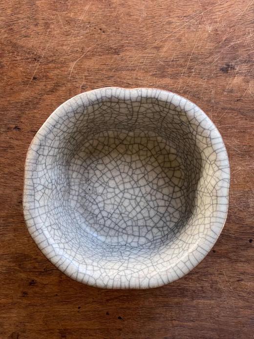 哥窑灰青釉海棠形四足炉，顺丰包邮 商品图2