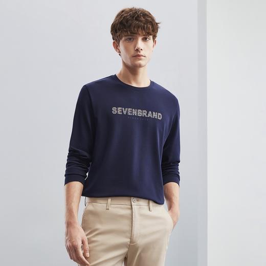 【特价】【莫代尔】柒牌男装长袖T恤男春秋新款时尚休闲印花烫钻圆领上衣	124T73440 商品图2