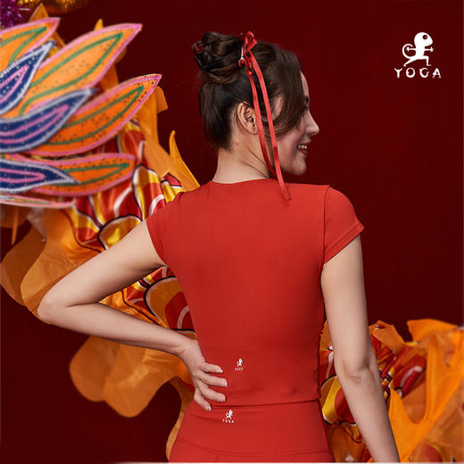 壁虎瑜伽【2312SY269】修腰V领短袖（可拆卸胸垫）清仓不退不换 商品图3