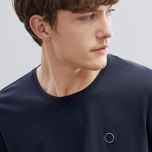 【莫代尔】柒牌男装短袖T恤男潮流休闲夏季薄款男士圆领上衣	124T71590 商品图3