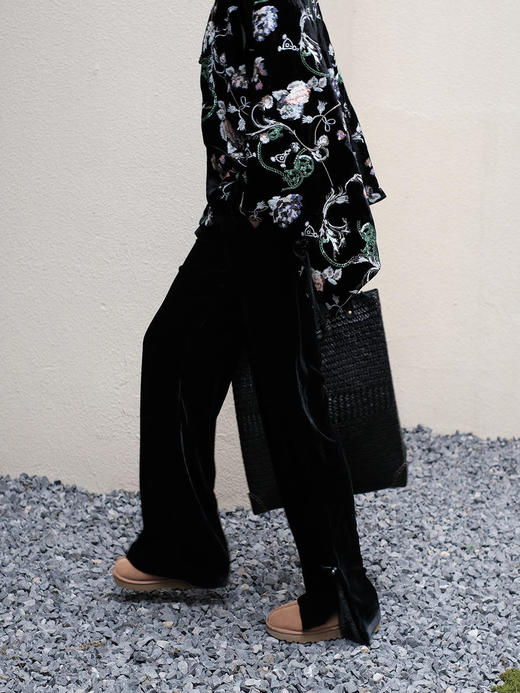 微瑕秒杀| 盛唐牡丹 |黑色丝绒松紧腰女裤[特价品]](特殊商品不退不换) 商品图1