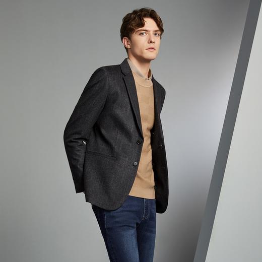 柒牌休闲西装外套男秋冬新款时尚满身印花平驳领修身单西西服	125C70060 商品图1