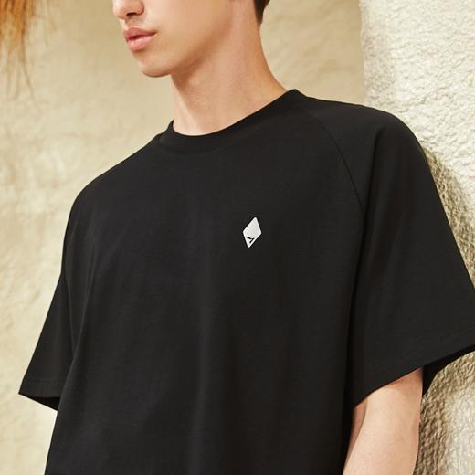 柒牌男士短袖t恤夏季薄款运动休闲中青年插肩袖圆领套头上衣	124T71330 商品图2