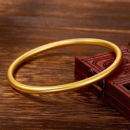 【限时克减150元】足金999.9  【磨砂实心】古法传承面宽约3.6-3.8mm古法素圈古法光圈固口古法手镯(GFSZW00013-03)（预售产品下单后不退款不退货不换货不补差价） 商品图1